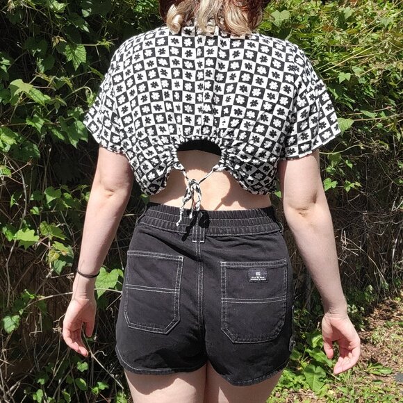 【❀▪✿ O.L.M. floral checkerboard crop top ✿▪❀】 - Picture 7 of 9